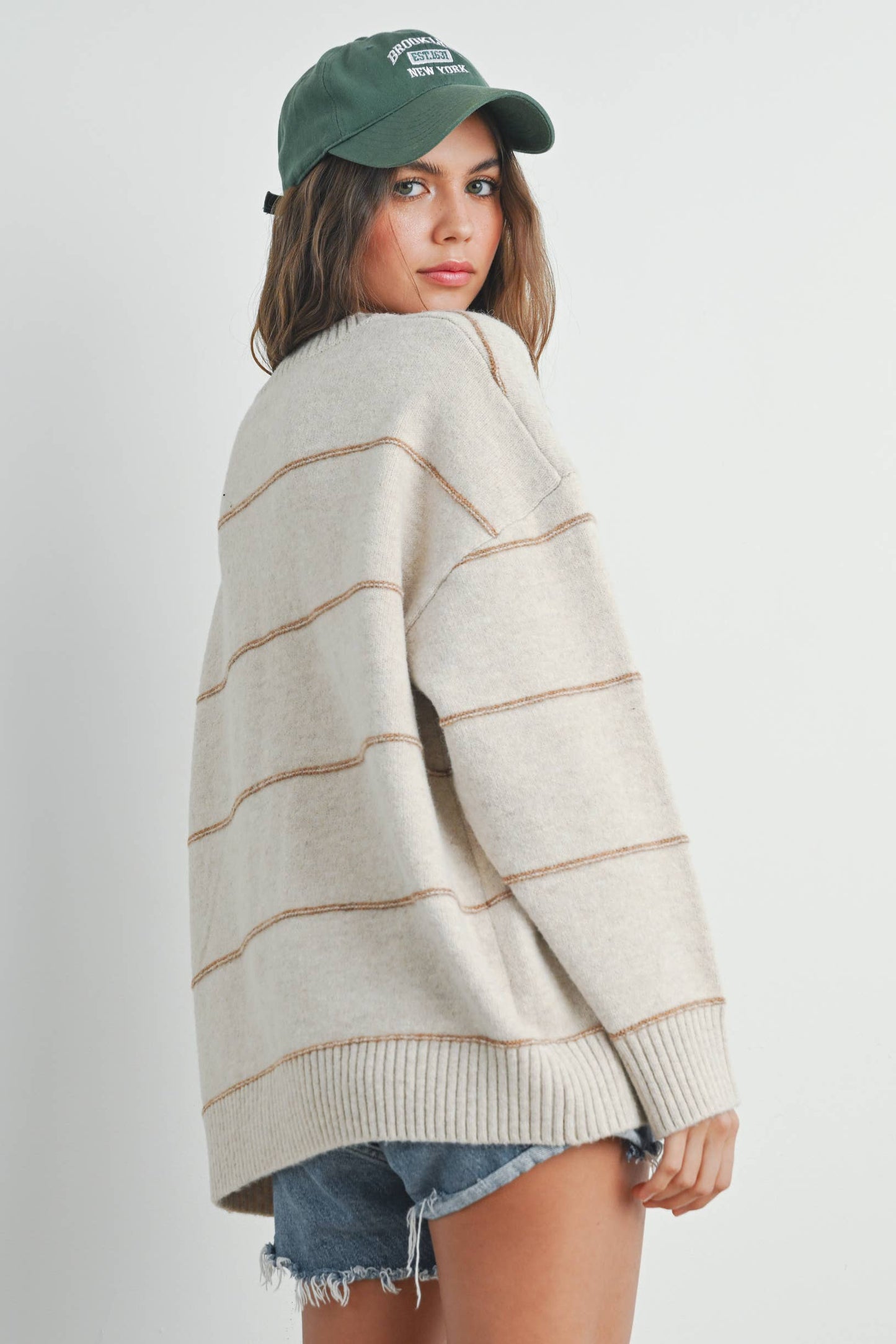 STRIPED PATTERN DROP SHOULDER SWEATER